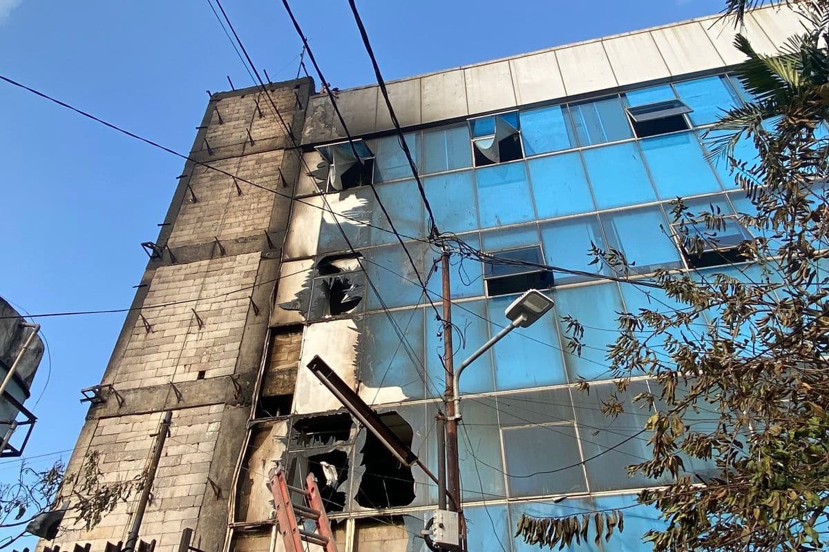 Detik-detik Kebakaran Gedung Kemendagri di Pasar Minggu, Pegawai Nyaris Terjebak dan Rumah Warga Hangus
