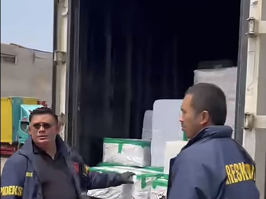 Polri Bongkar Gudang Impor Ilegal, Sita 76 Ribu iPhone Senilai Rp235 Miliar di Jakarta dan Sidoarjo